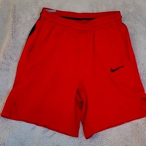 NIKE DRI-FIT Shorts. Red/Black.  Sz L